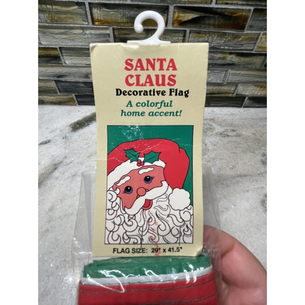 Santa Claus Decorative Yard Garden Flag Christmas Home Decor Vintage 1995 NOS